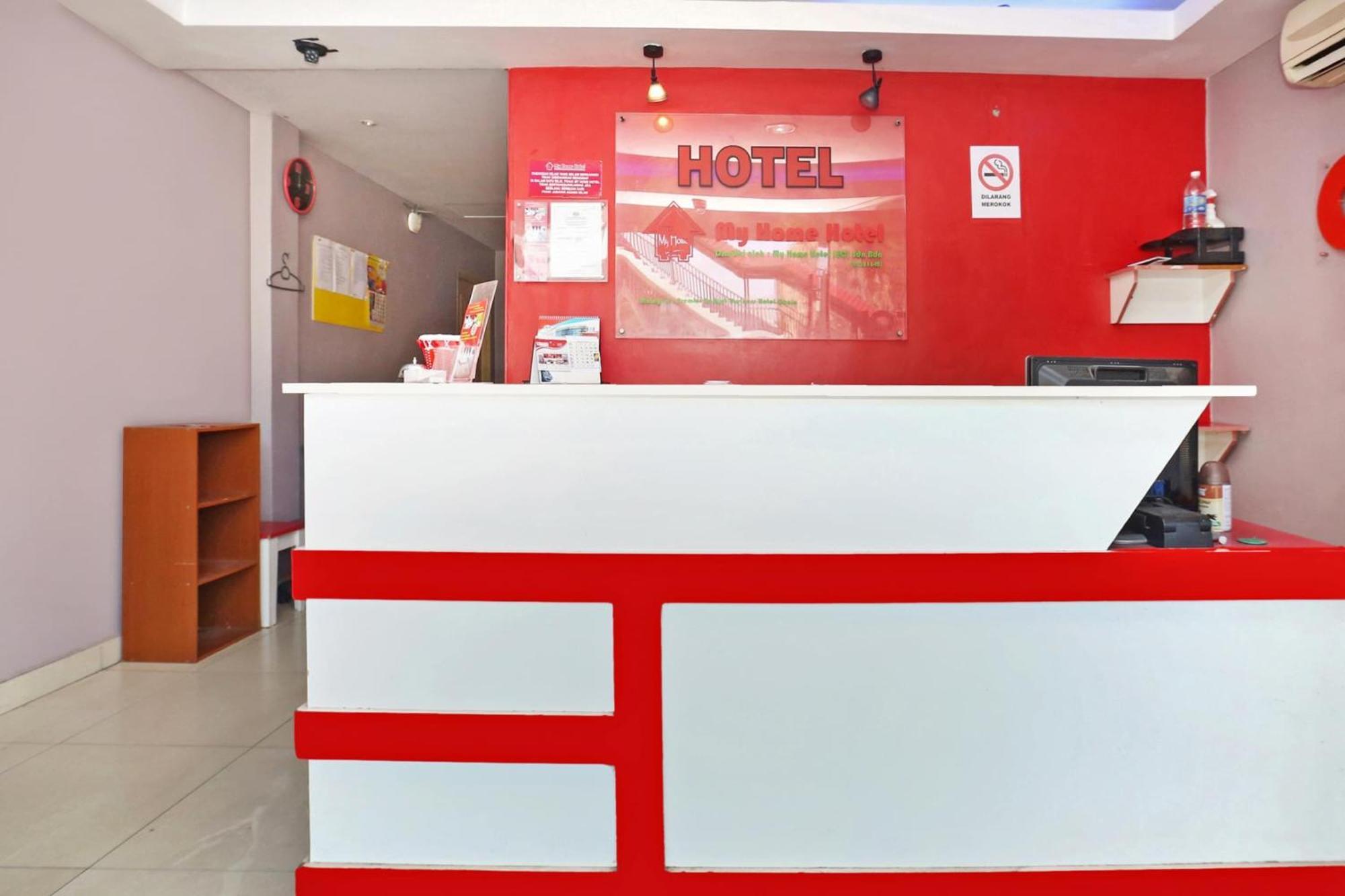 Oyo 89654 My New Home Hotel Гуа Мусанг Екстериор снимка